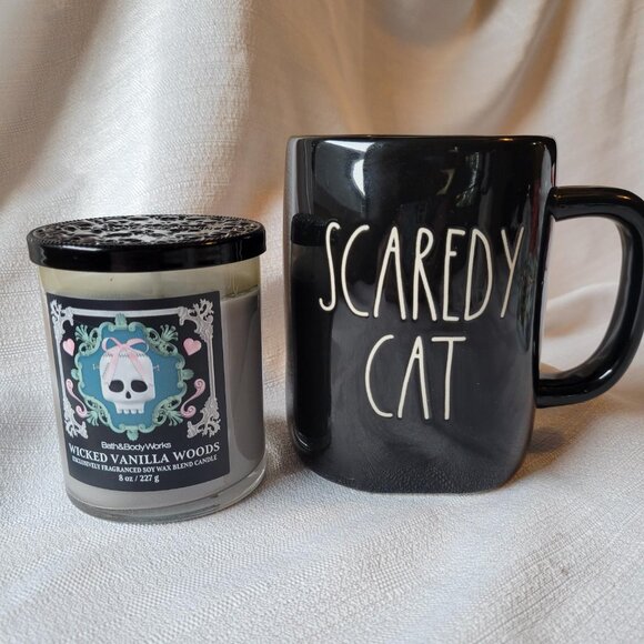 Halloween decorations - Picture 1 of 2